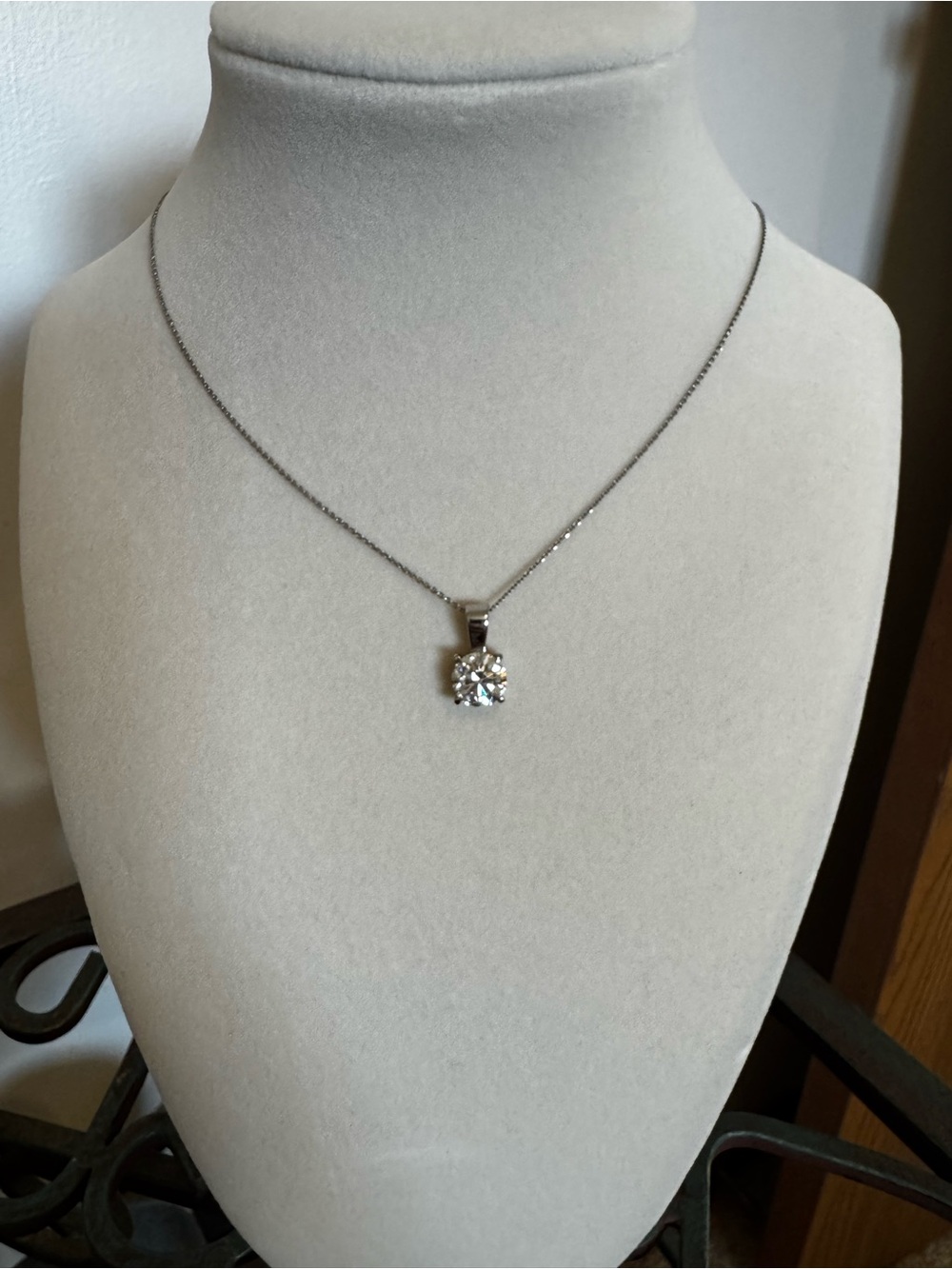 Lab Grown Diamond - Round Brilliant Cut - 2.01 ct. on Platinum Setting and Chain